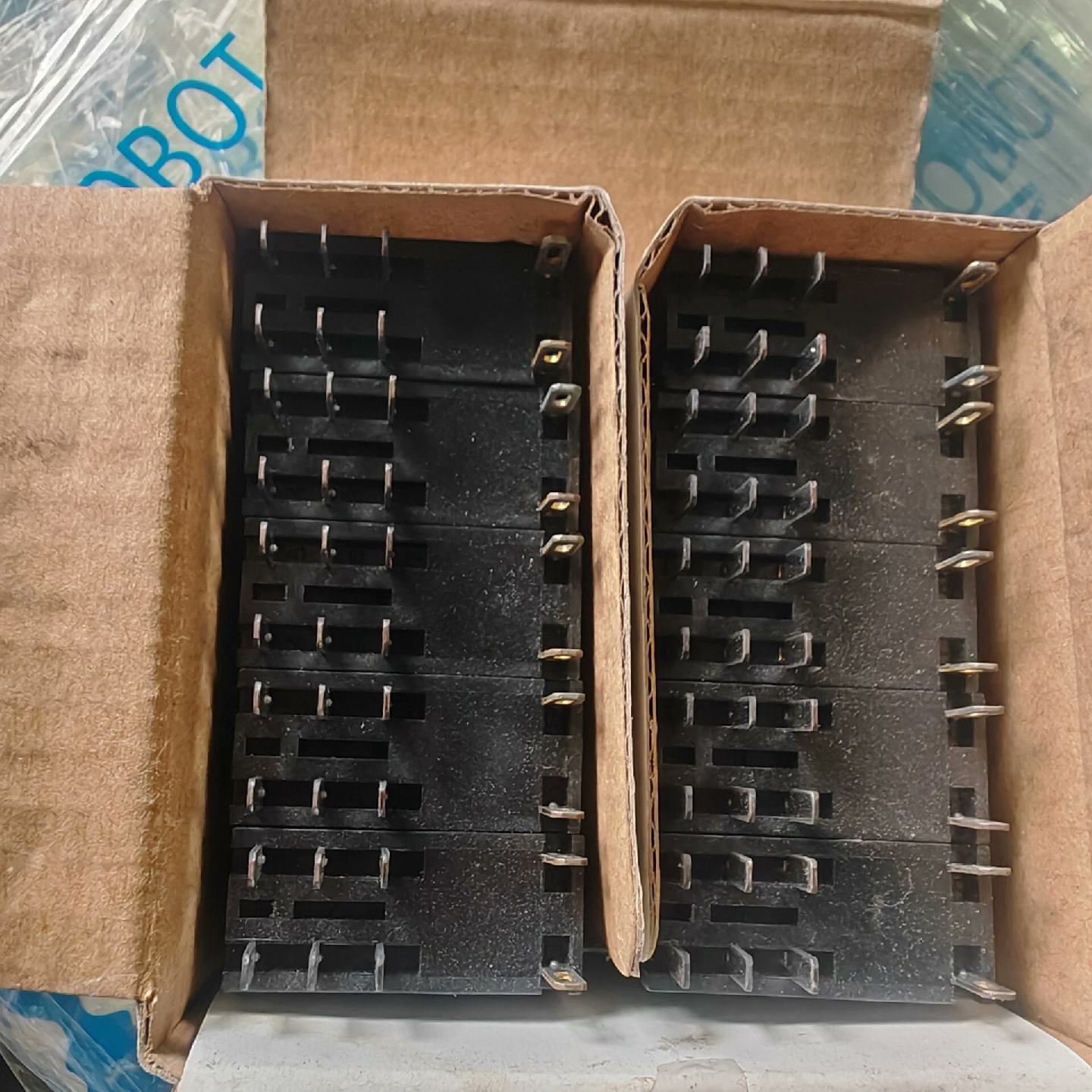 议价--和泉电气（IDEC）的小型继电器，结合标识与参数可做如下结