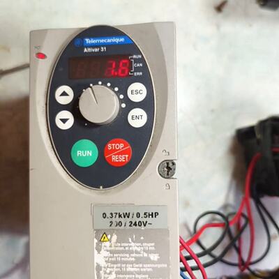 议价Frequency Converter Model Atv31h037m2a 0.37Kw0适用