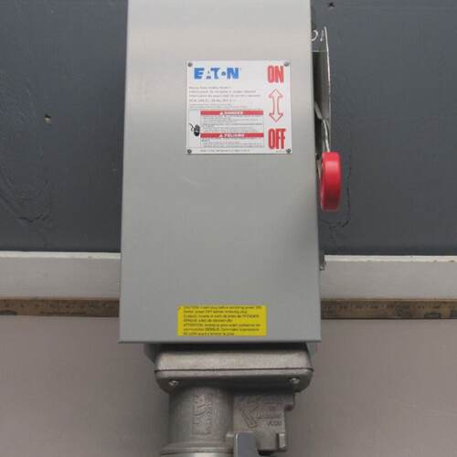 EATON HEAVY DUTY SAFETY SWITCH WITH INTERLOCKED ARKTITE RECE