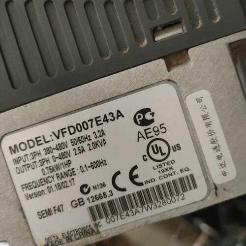 原装台达变频器VFD007E43A0.75干议价