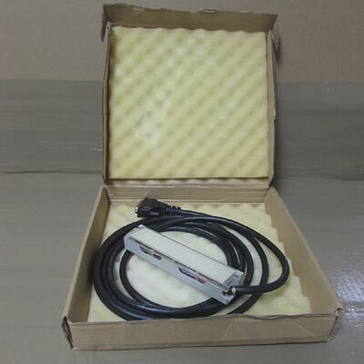 SCHNEIDERMODICON140XTS00212电缆带12英尺电缆全新带盒报价