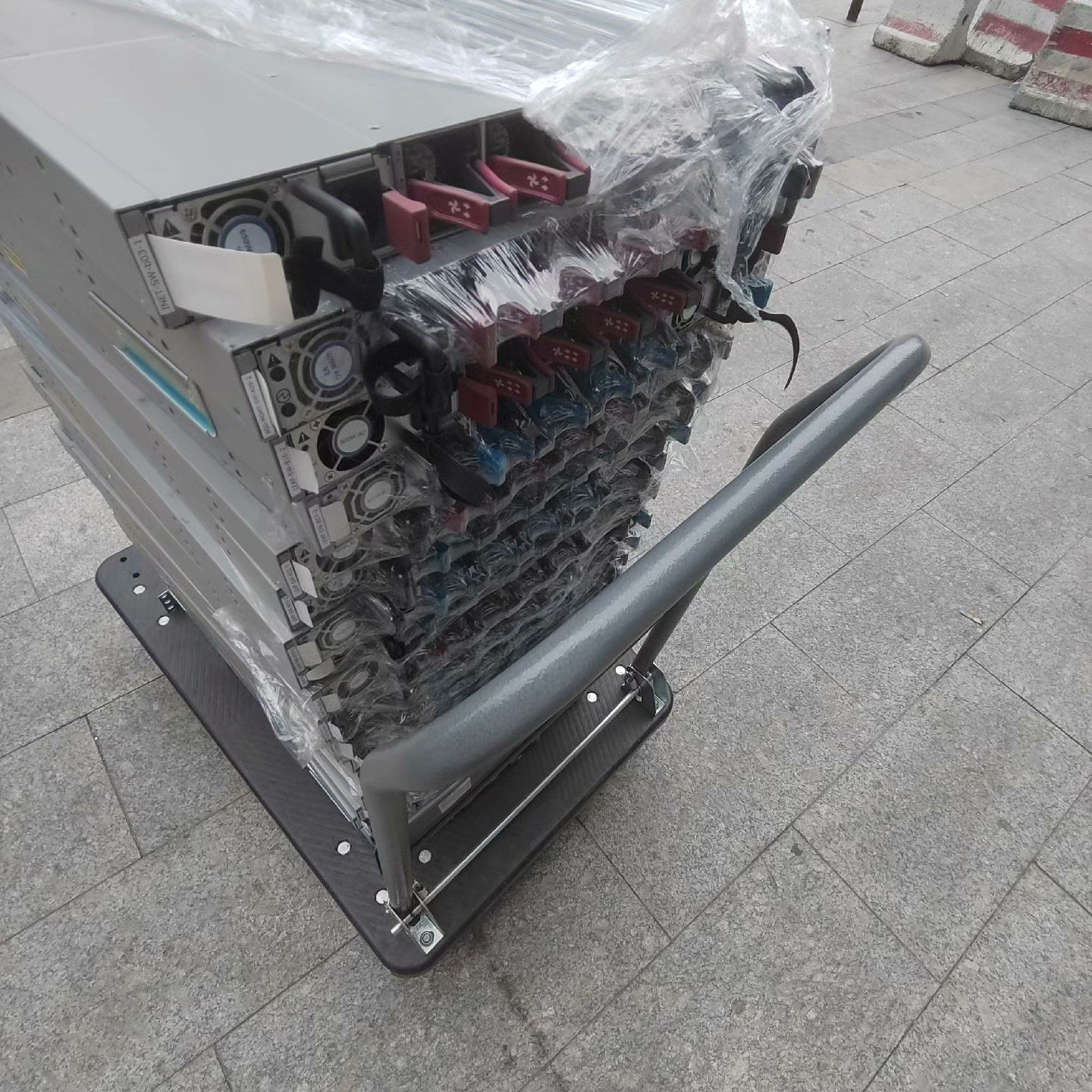 N9K-C93180YC-EX/YC-FX:6500二手到几--议价商品