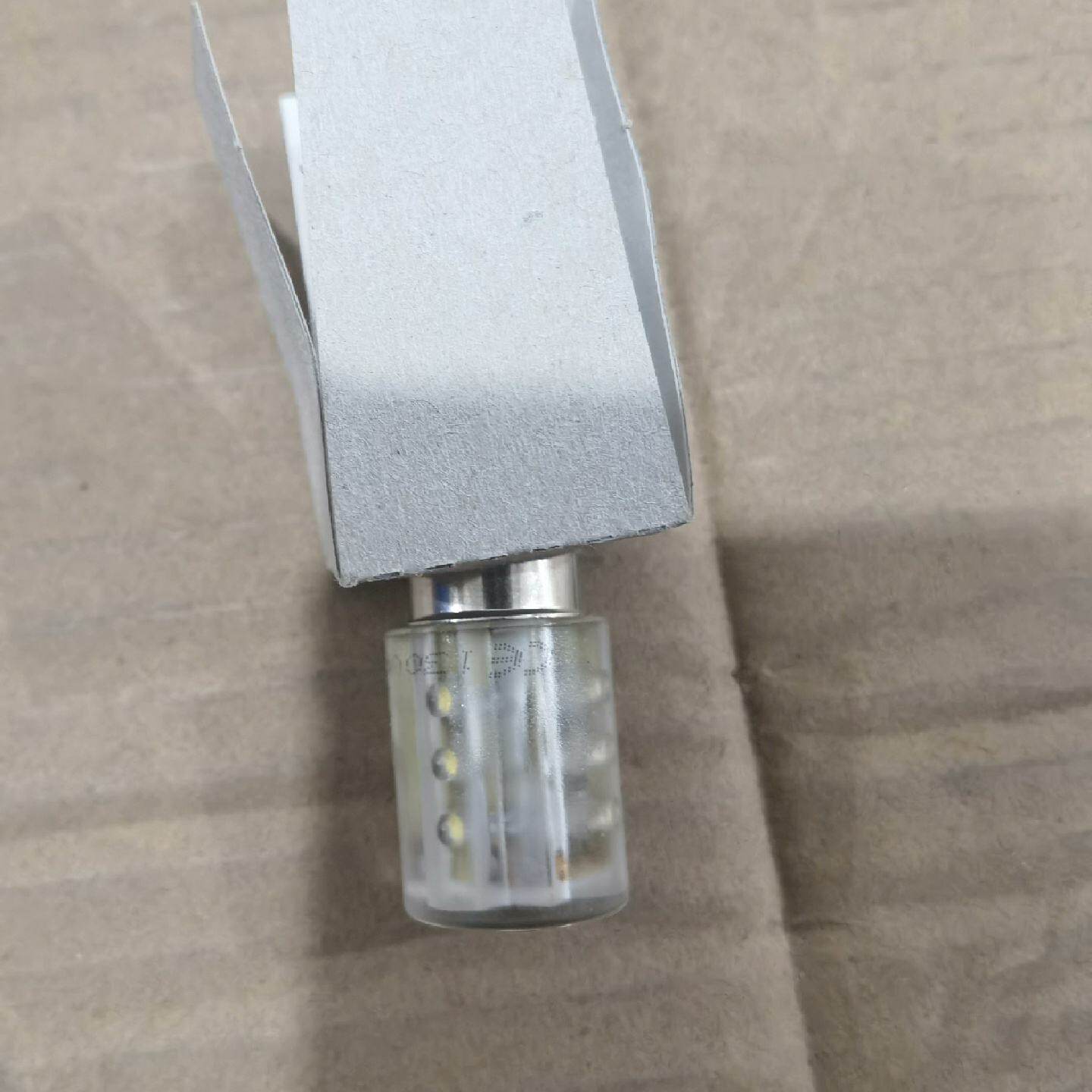 议价--西门子柱型指示灯8WD4 448-6XE,全新正品,有3套。
