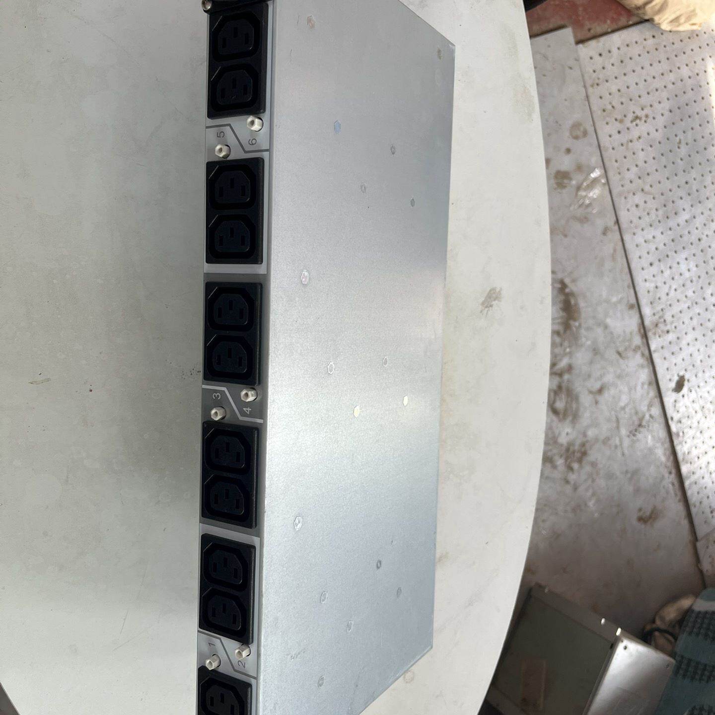 IBM机柜PDU电源分配器型号39Y892512口拆机--议价商品