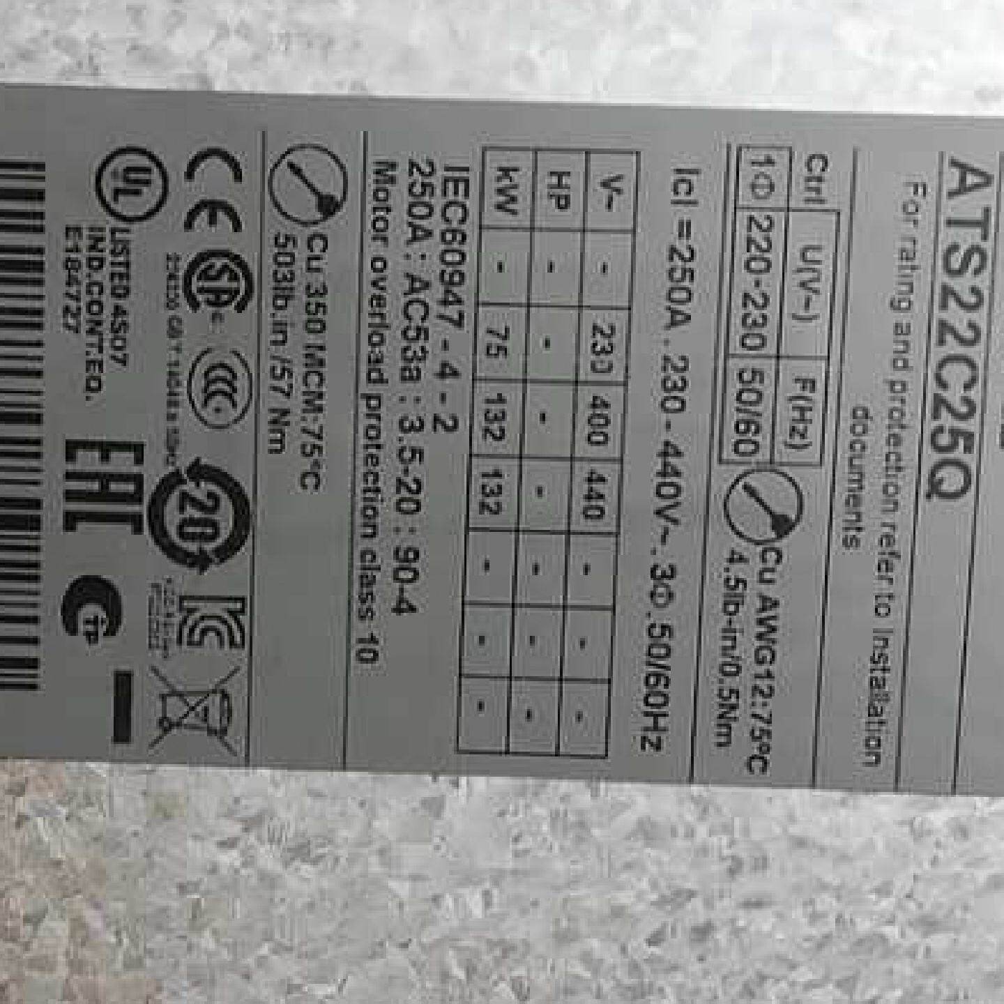议价上海施耐德ATS22C32Q软啓动器160KW 三相230-440V 控制电源22