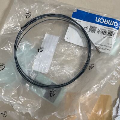 对射光纤传感器E32T21L有一个只有一根拍前询价下单
