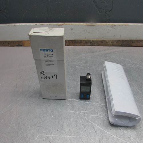 全新FESTOSDE1V1G2W18CPUM12压力传感器带显示屏全新带盒优惠