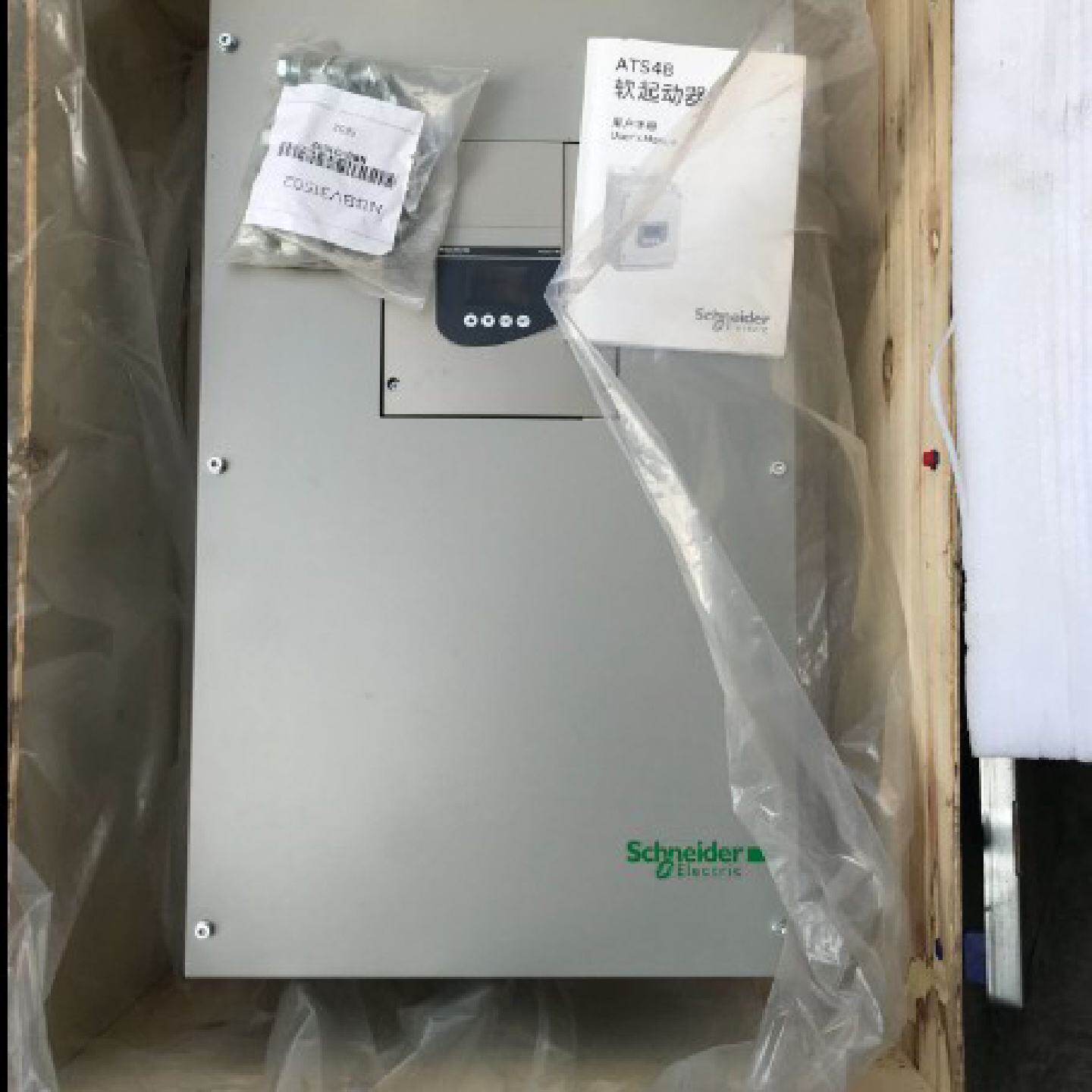 议价施耐德软啓110KW ATS48C21Q软啓动器-110KW全新现货销售