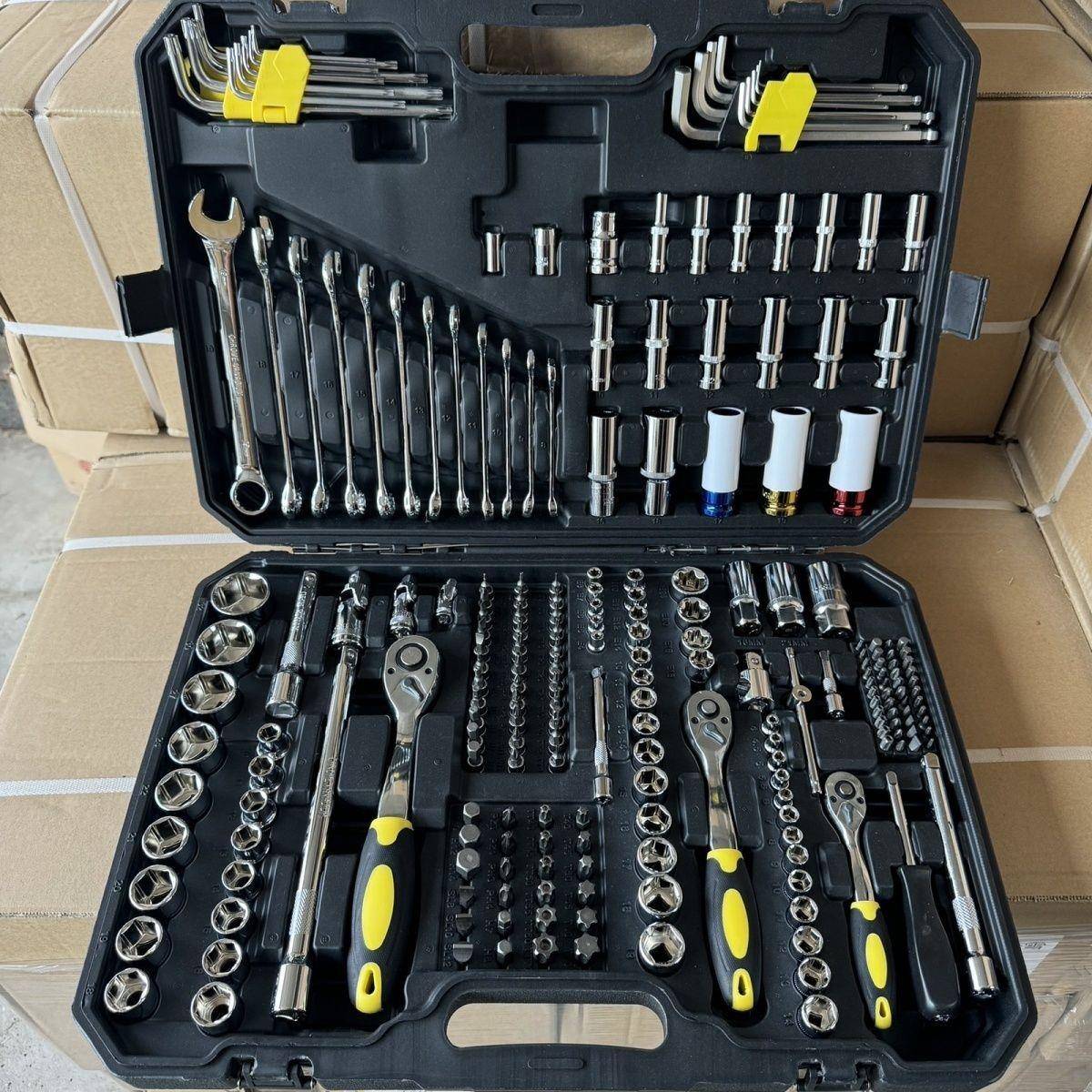 222件套汽修棘轮工具套装套筒扳手维修组组合汽车修车源头工厂