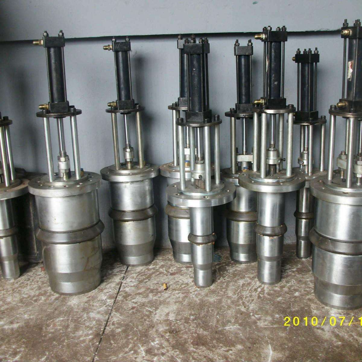 厂家供应扩口机R口模具 扩口机模具 PVC模具直口模具塑料机械配件