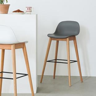 北欧风实木靠背吧椅现代简约实木腿高脚凳酒吧椅家用创意前台凳子