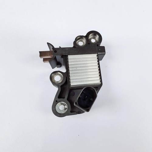 适用电动款A3Q3Q5新款大众1.4T 0272220854汽车发电机调节器跨境