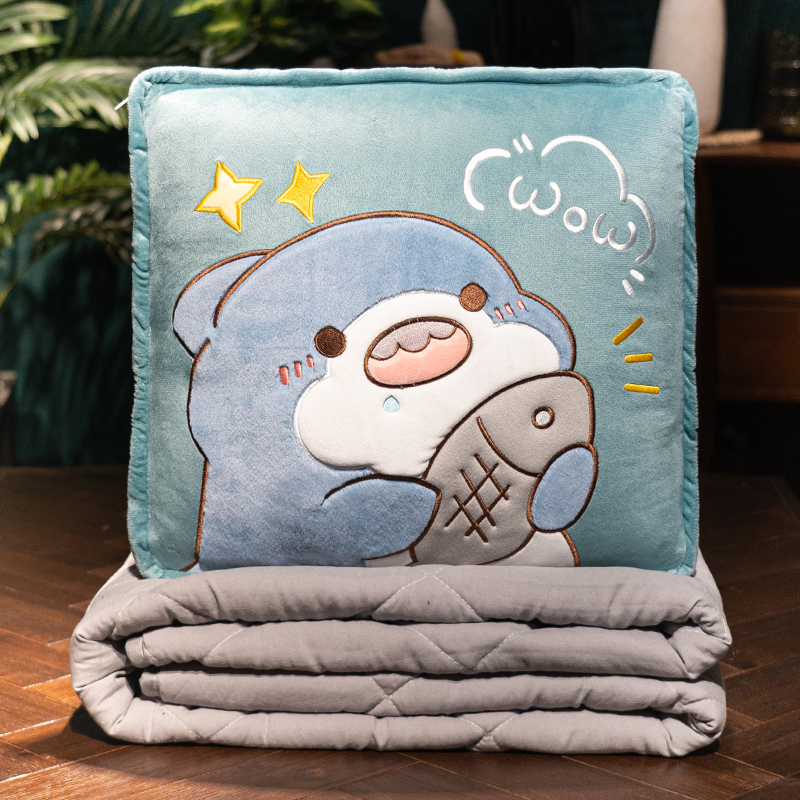 抱枕被子两用午睡枕头被汽车载内靠枕办公室加厚R折叠空调毯二合