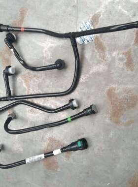 厂家重汽曼国六发动机柴油管MC13曼发动机燃油管202W12305-5320