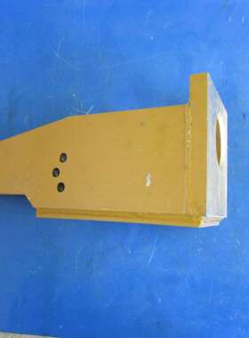 徐工ZL50GN配件860129403-612600012988潍柴发动机右支腿(大孔)