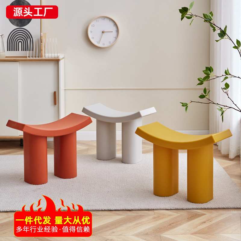 小飞象换鞋凳门口家用入户玄关凳子卧室踏脚凳可爱创意曲面板凳子
