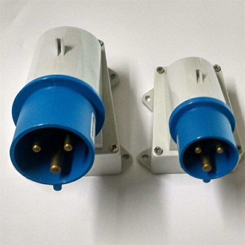 国曼防水明装插头3芯 16a 32a 63a单相三线 带针插座 ip44