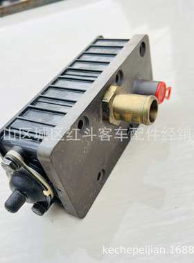 西沃客车配件92046  60708冷却接触器西沃客车配件