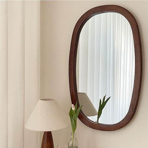 家用复古实木异形化妆镜卧室创意梳妆台镜子原木挂墙椭圆形浴室镜