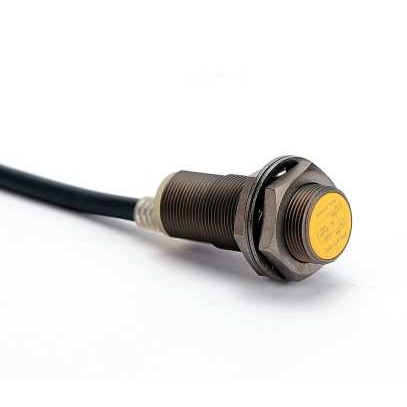 韩国建兴KOINO Φ18 直流三线式 接近开关 IPX-D18-05(08)E1L 原