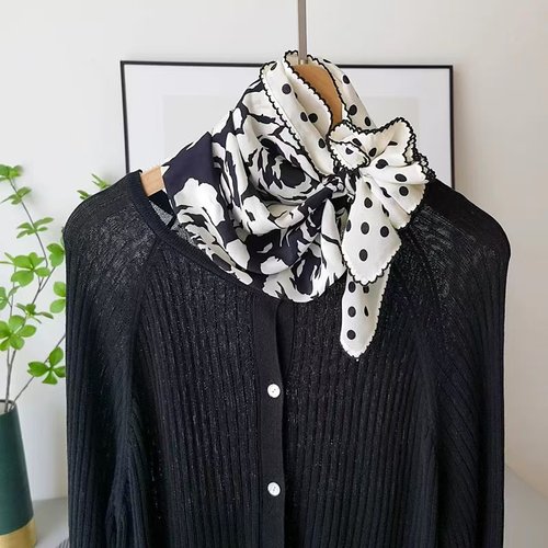 桑蚕丝羊毛【波点山茶】60丝毛方巾双面印花针织花边丝巾K755