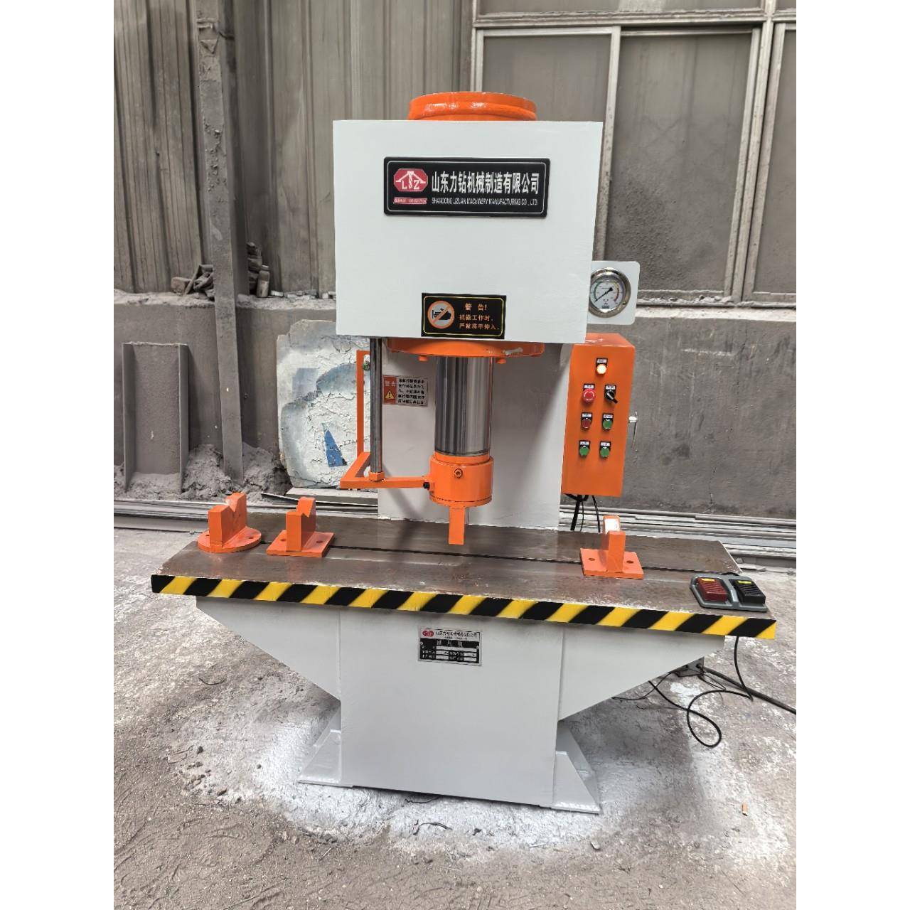 Z小型80吨单柱液压机方管角钢矫正机圆钢液压校直机高精度数控