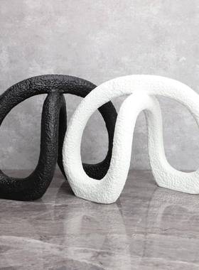 现代简约黑色白色X形树脂样板房售楼部家居桌面餐厅软装饰品摆件