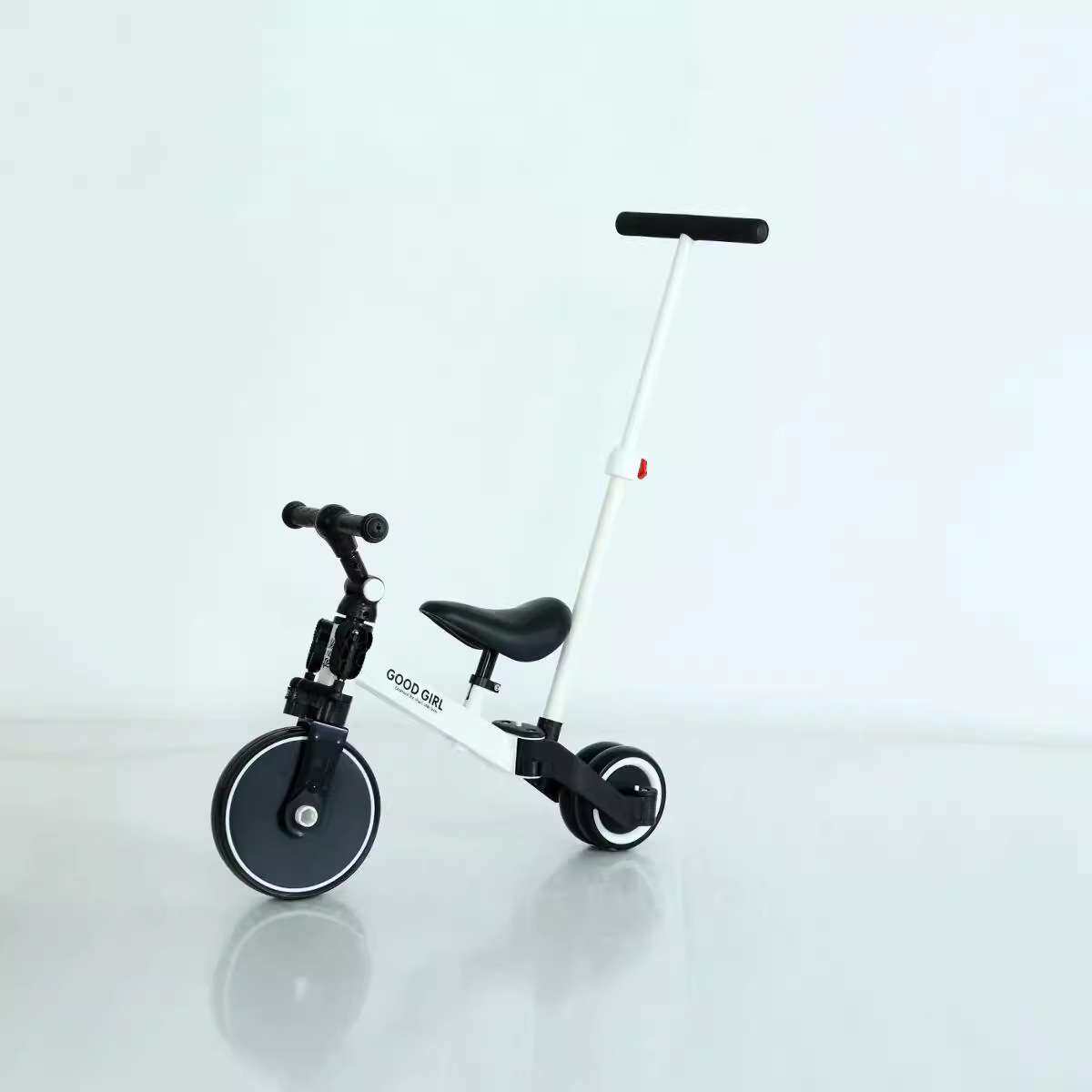 三合一儿童滑步车可变形儿童平衡车 脚踏宝宝助步滑行三轮车