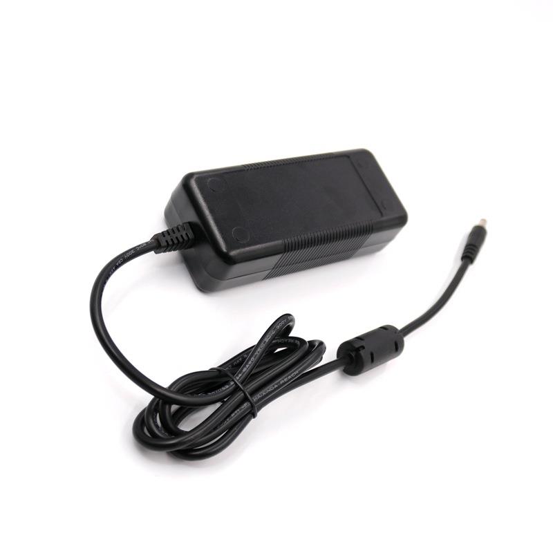 可调12V6A7A8A电源适配器3CULCEPSEFCC认证桌面式电源