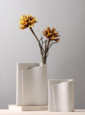 现代简约创意扁瓶样板房桌面插花装饰品书形陶瓷花瓶摆件磨砂白色