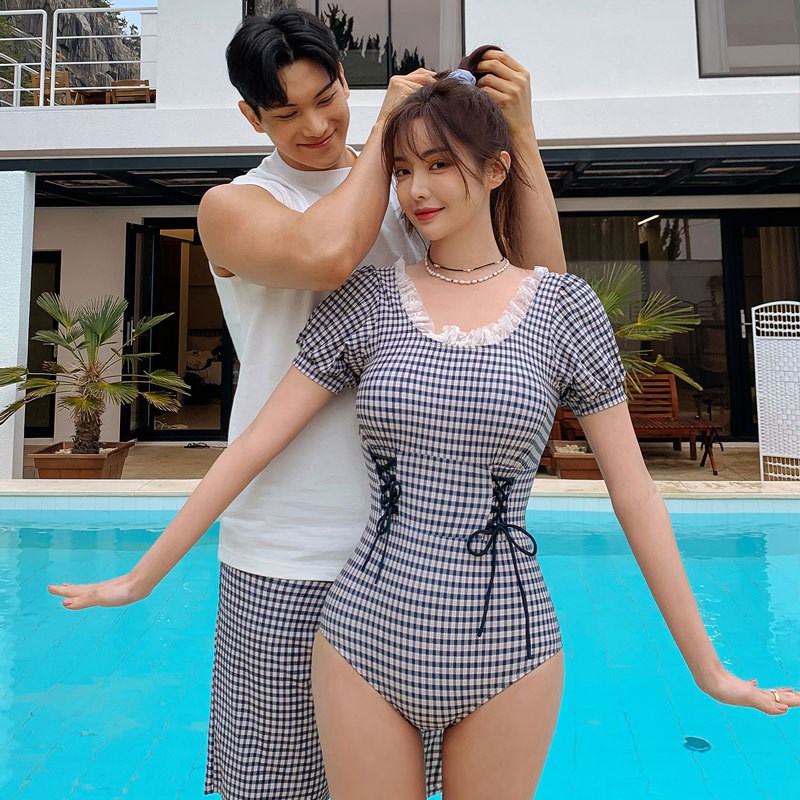 情侣泳衣女式连体短袖保守收腰修身遮肚显瘦三角男沙滩裤度假温泉
