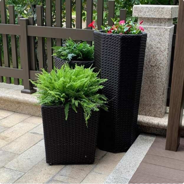 户外阳台藤艺花架酒店仿藤圆形花槽庭院花器PE藤植物塑料园林花瓶