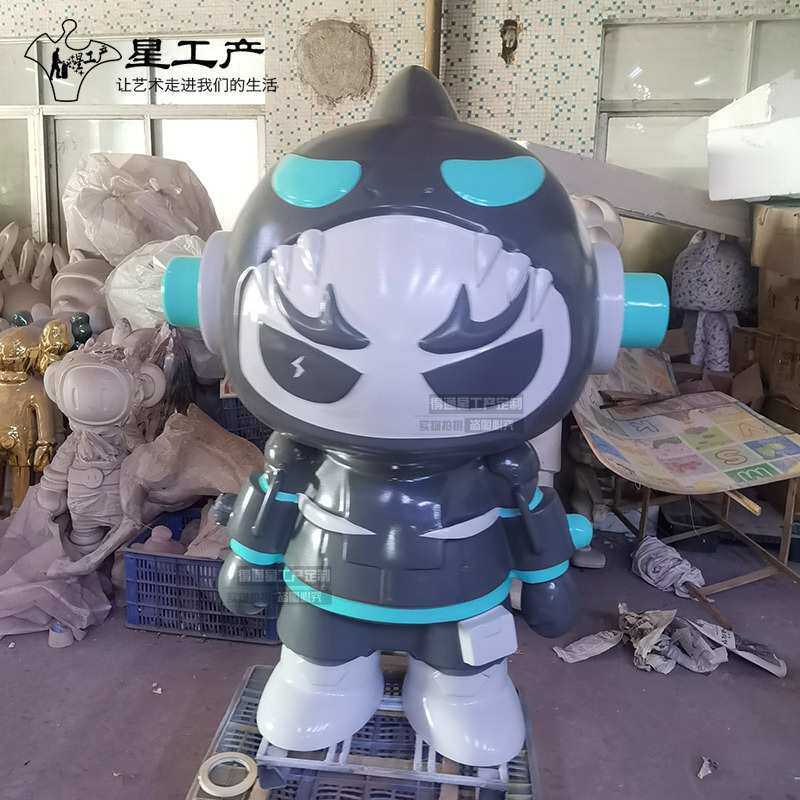 网红潮玩KAWS玻璃钢公仔卡通动漫雕塑商场美陈摆件广场人物雕塑
