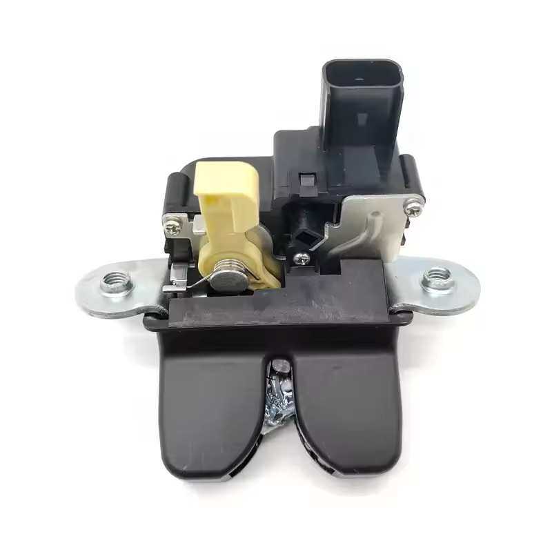 81230C9000适用于现代Creta ix25 2016-2018后行李箱盖锁扣执行器