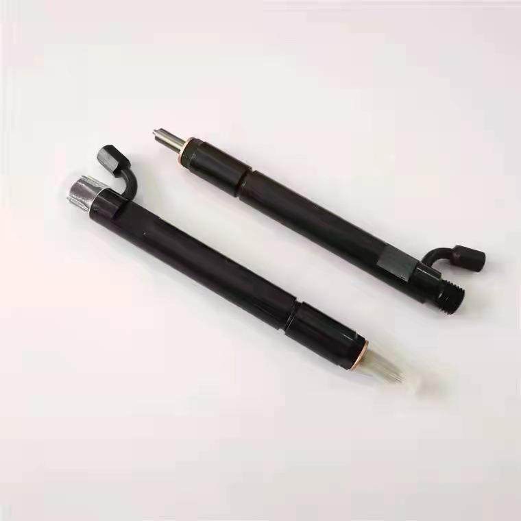 柴油发动机配件康明斯十堰东风康明斯6CT8.33966818喷油器