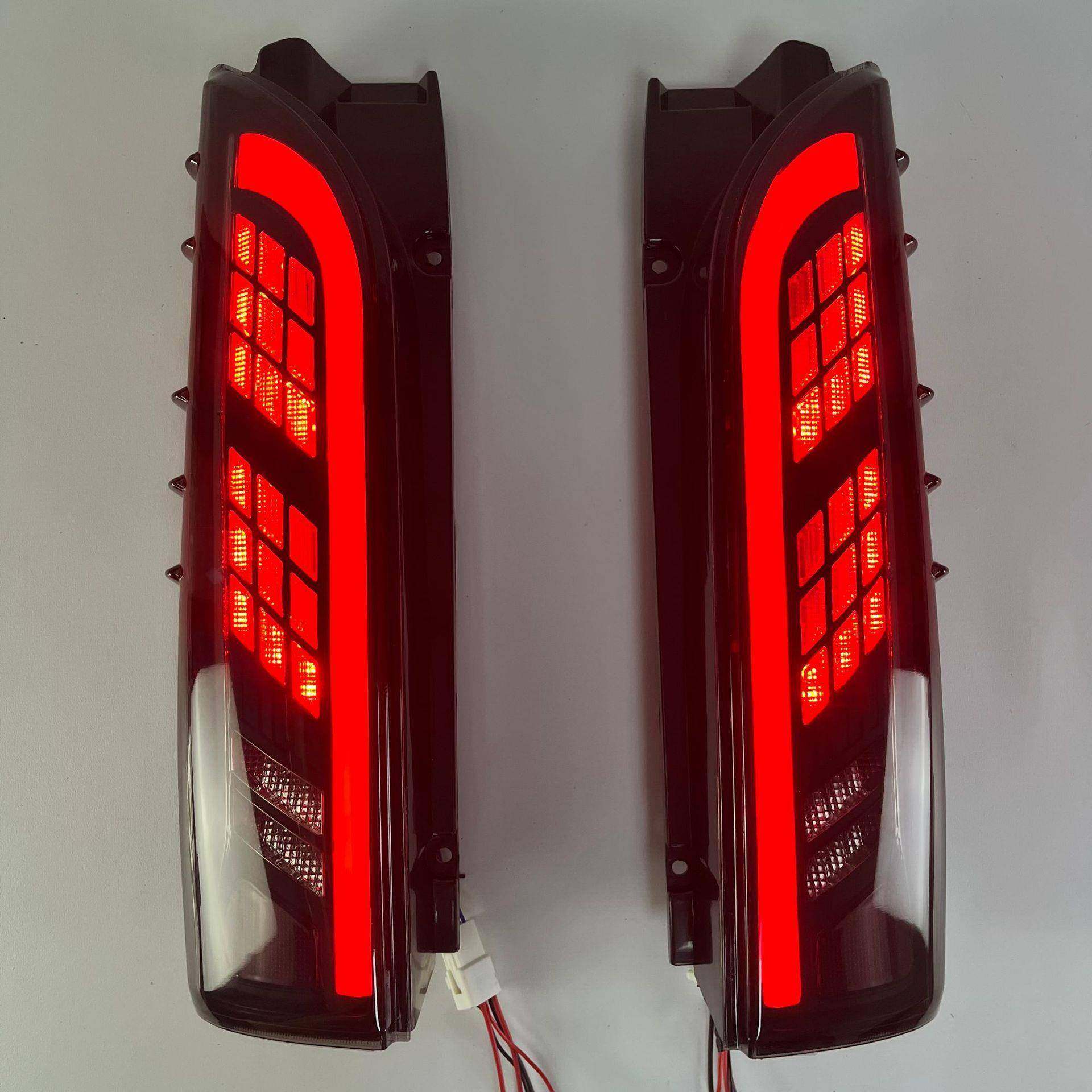 适用于05-18年丰田海狮HIACE200系改LED尾灯刹车灯流水转向灯