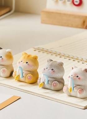 创意可爱卡通小猫咪工位桌面显示器装饰品摆件治愈系情绪稳定神器