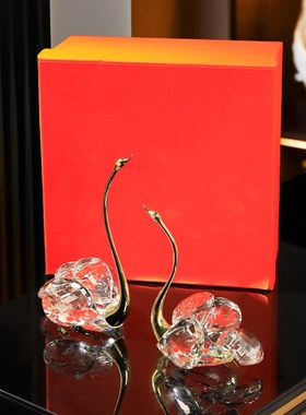 轻奢玻璃天鹅摆件客厅酒柜电视柜高档家居装饰品高端大气乔迁礼物