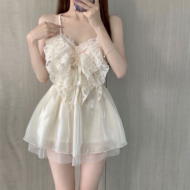 裙式连体泳衣纯色吊带甜美蝴蝶结性感露背少女保守显瘦沙滩泡温泉