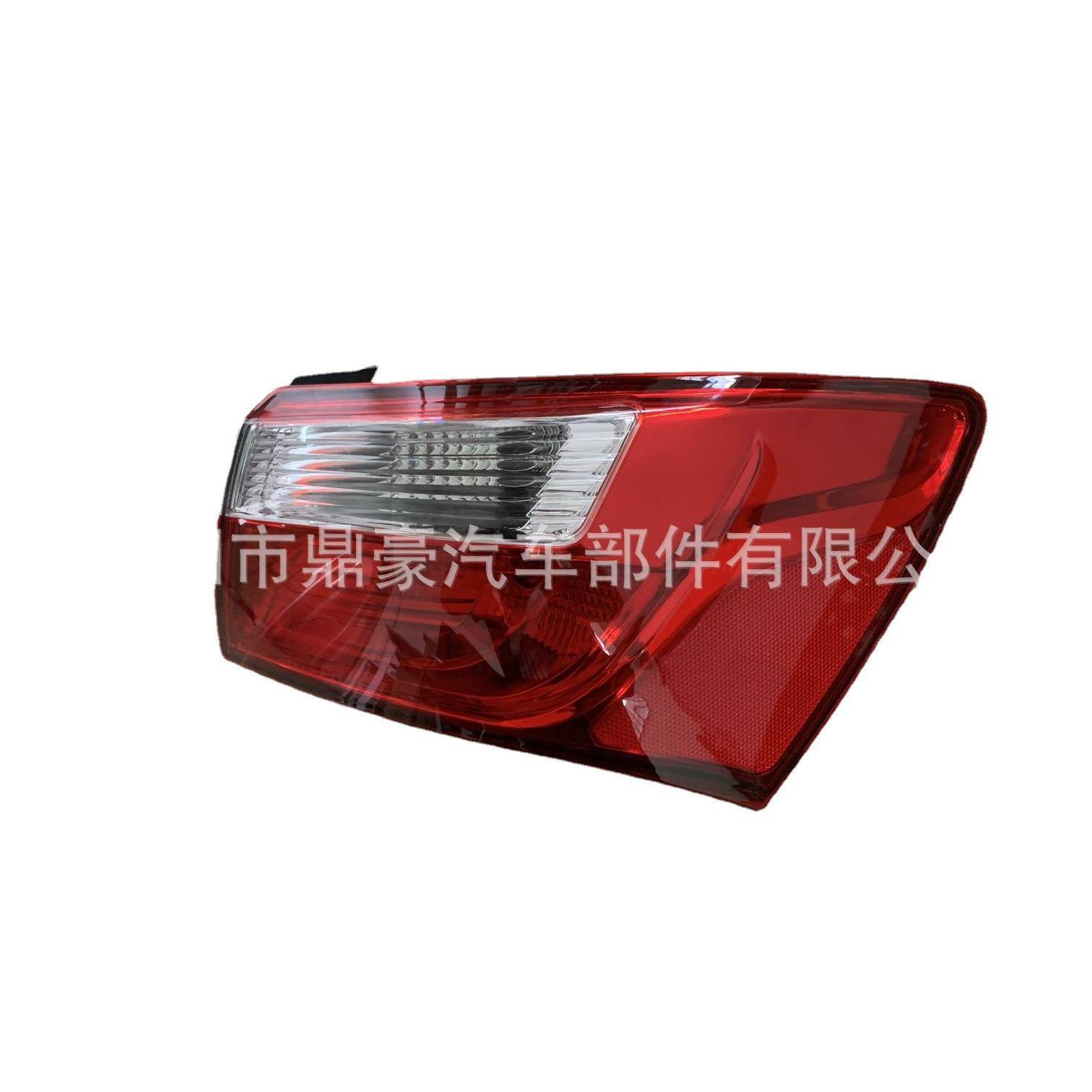 适用于起亚DHRIO11三厢尾灯92401-1W000/92402-1W000