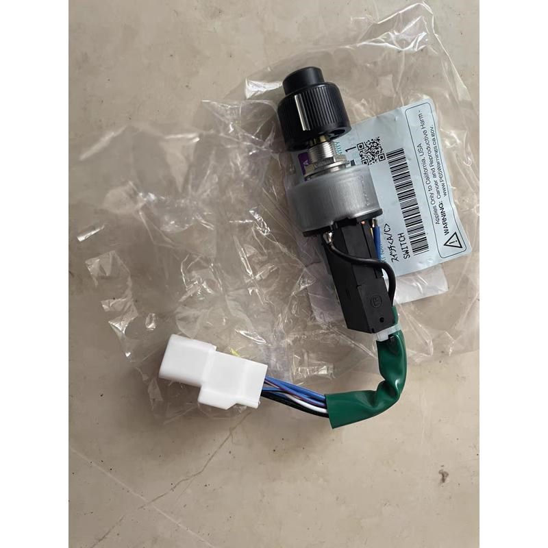 久保田拖拉机954全车配件久保田收割机空调开关AC继电器档位驾驶