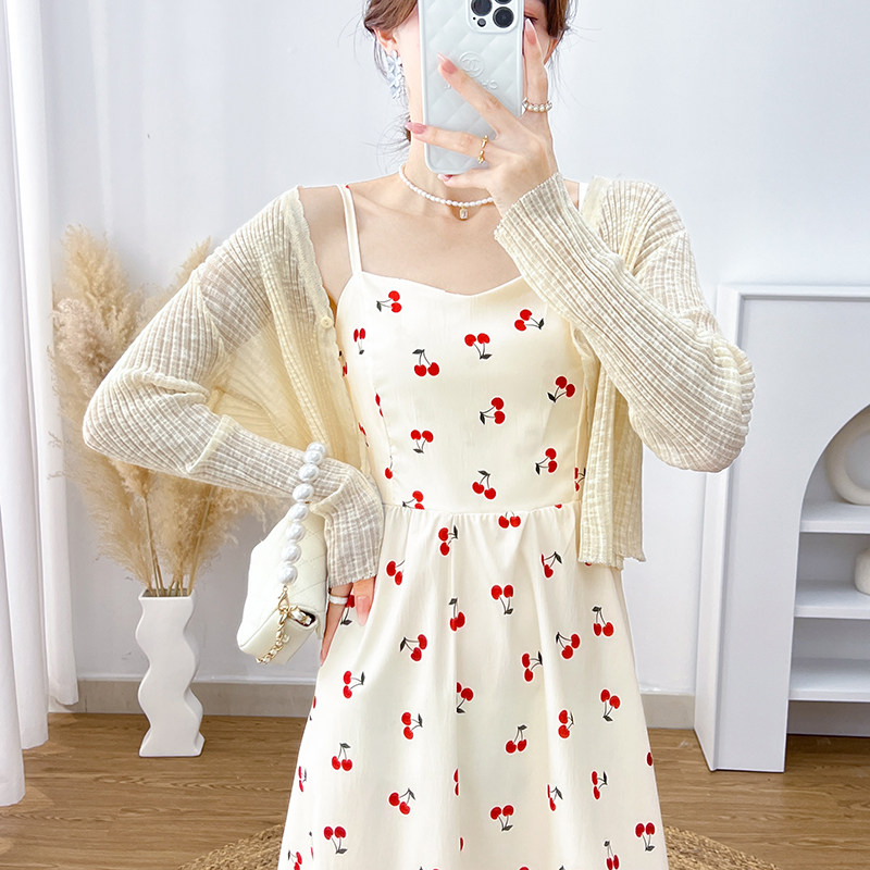 哺乳连衣裙夏季外出新款中长款碎哺乳衣/月子服