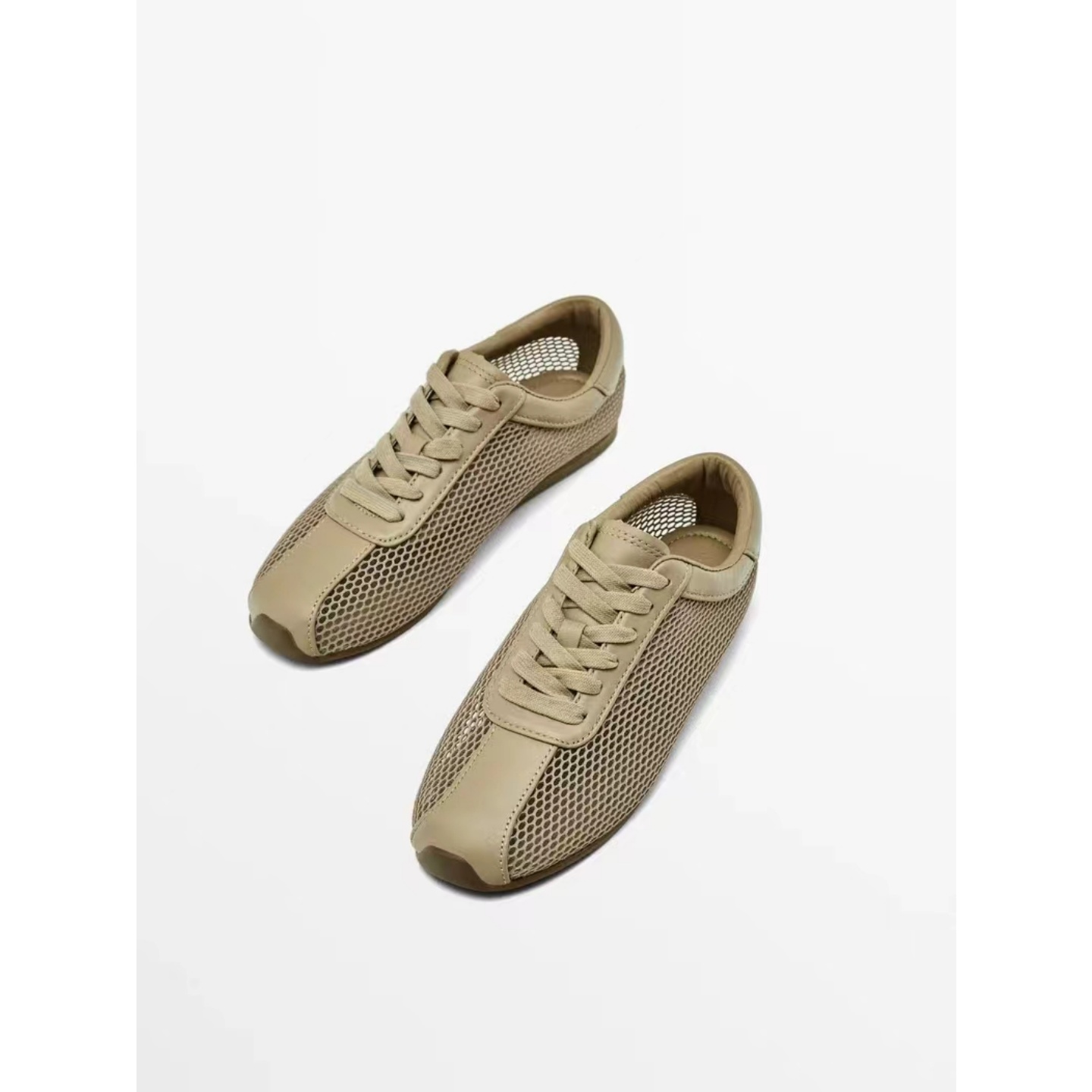 时尚休闲透气网面鞋舒适百搭女鞋