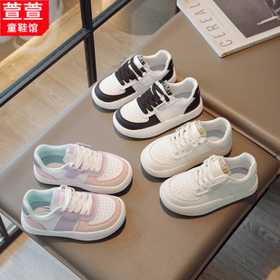儿童白色鞋子男童小白鞋免系鞋带女童运动鞋2023春季新款宝宝板鞋