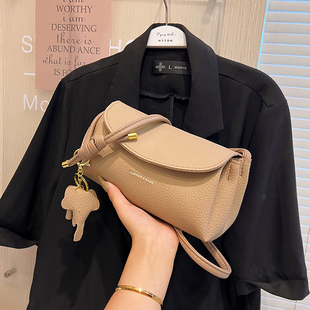 今年流行包包女2023新款夏季网红爆款时尚软皮百搭单肩斜跨小众包