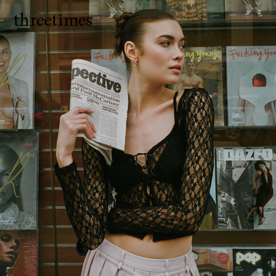 threetimes2025法式绝美打底蕾丝叠穿内搭独特别致长袖修身上衣女