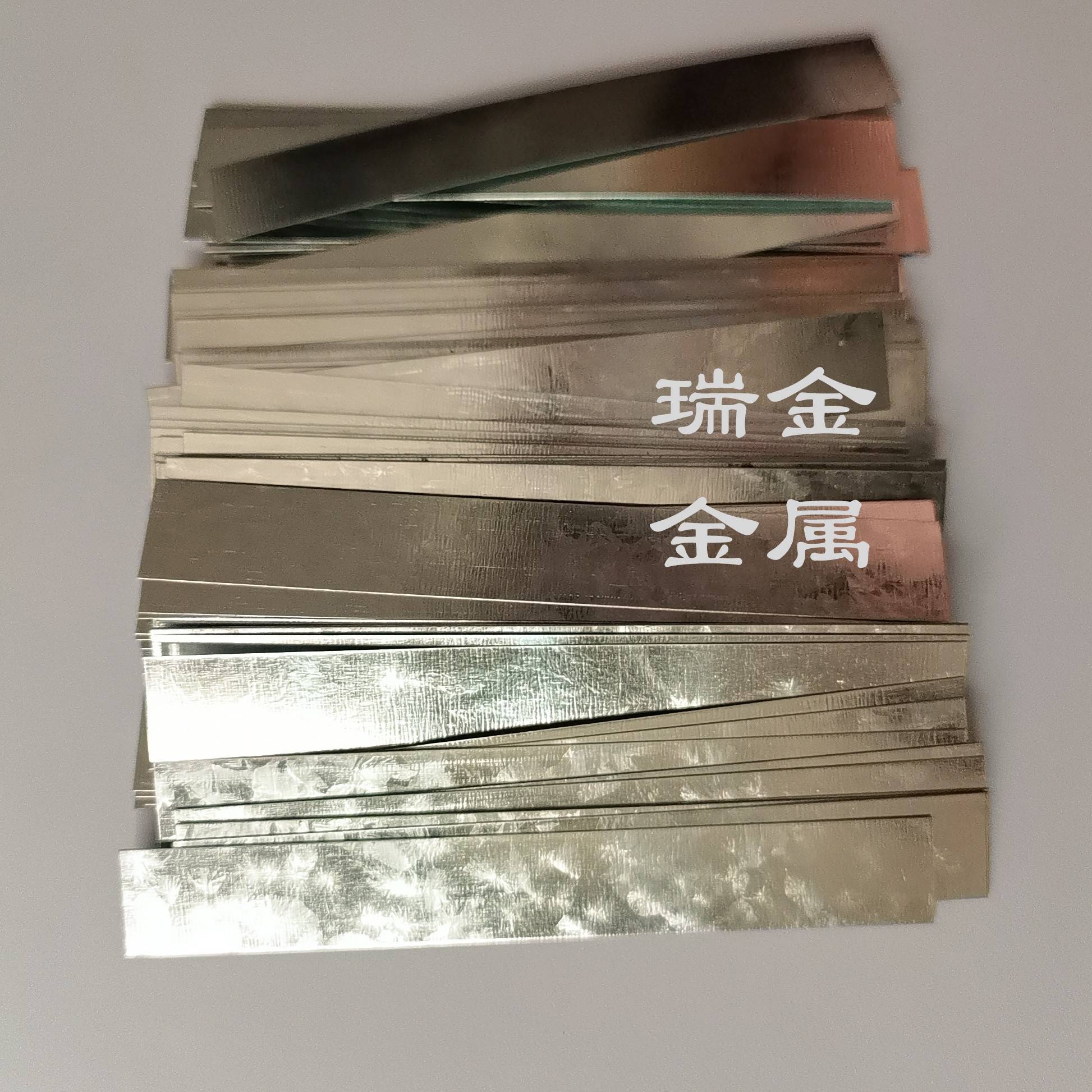 镀锌白铁皮小窄带磁吸薄白铁片折弯固定压条防锈垫片0.2 0.3 0.4