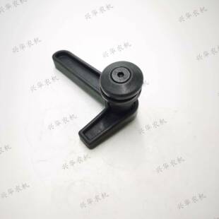 乐星LS554-1004拖拉机配件后窗把手总成带垫片久保田东汽后窗把手