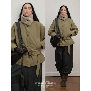 INTO AMOR冬季女环保皮草围脖立领腰带短款风衣设计羽绒服外套