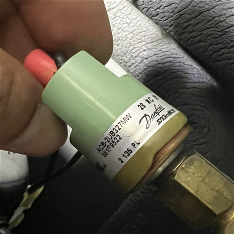 压力开关ACB-2UB327MW 081F9522 手动复位高压控制器 内螺纹带线